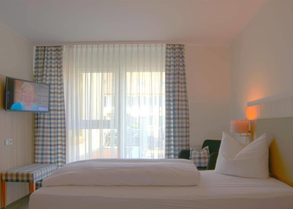 Furstenberg  Hotel Roessle מראה חיצוני תמונה