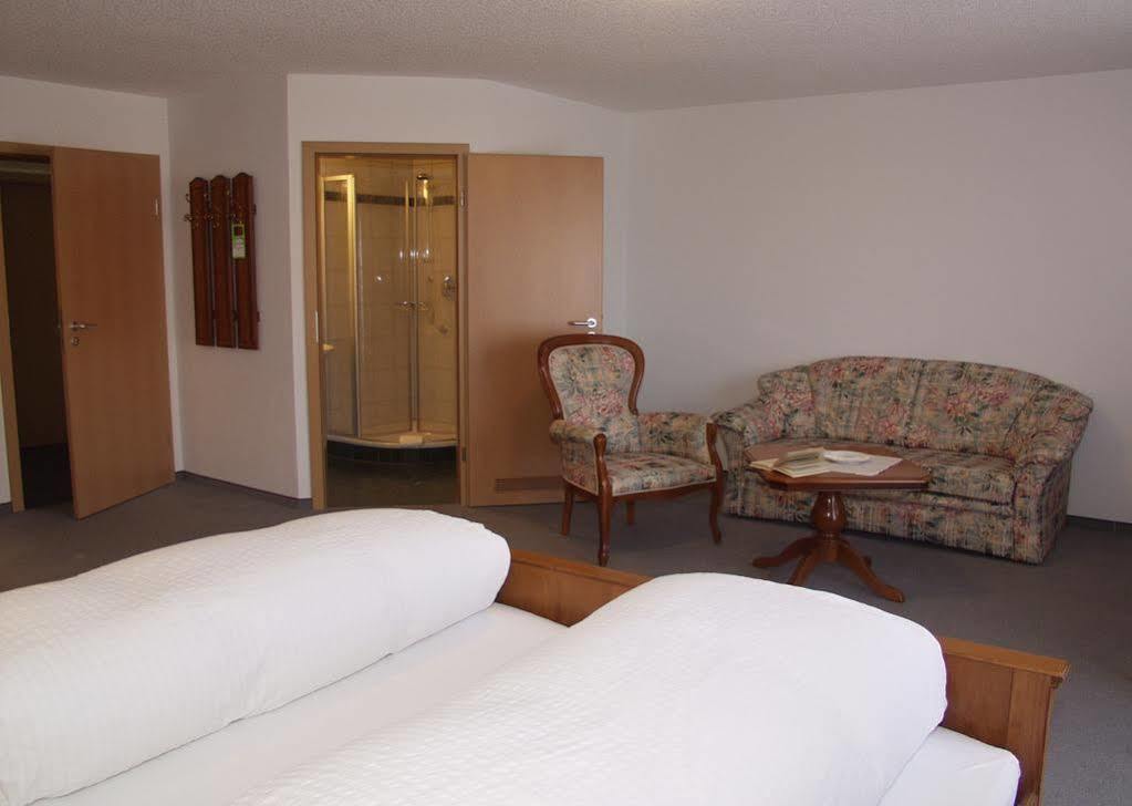 Furstenberg  Hotel Roessle מראה חיצוני תמונה